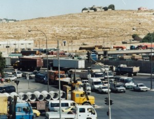 9 إصابات اختناقا أثناء تفريغ مادة بساحة جمرك الجويدة