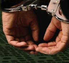 شخص ينتحل صفة محام ويحتال على آخر بـ 500 دينار