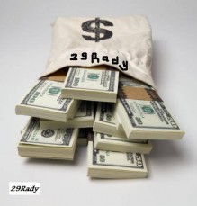 طلب مالا من الملك فلم يدفع