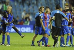 ليفانتي يدك شباك ملقا بثلاثية نظيفة