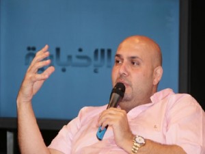 العواملة : تعرضت لتهديدات بالقتل والتصفيه وابتزاز مالي لاجهاض بث اي تي في