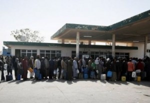 أكثر من مئة قتيل في انفجار خزان للوقود بسرت