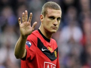 فيديتش مدافع مانشستر يونايتد يعتزل اللعب دولياً مع منتخب صربيا