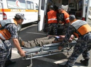 34 إصابة بتصادم حافلة للأعلى للشباب والقضاة يزور المصابين