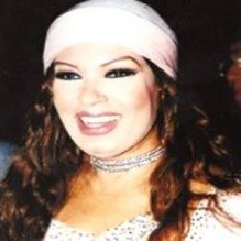 اشتباك بالأيدي بين فيفي عبده وثوّار