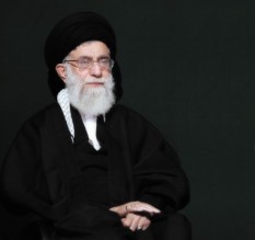 خامنئي: سنطيح بسمعة أمريكا