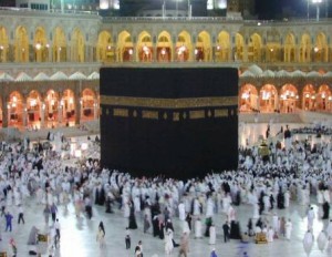 الكعبة ارتدت كسوة جديدة كلفت 5 ملايين دولار