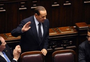 برلسكوني يقدم استقالته