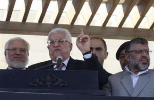 هآرتس: اتفاق بين فتح وحماس على حكومة تكنوقراط بدون سلام فياض