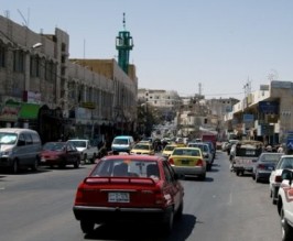 الطفيلة:شاب يقتل شقيقته بالشارع العام طعنا بسكين