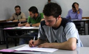 (157,501) طالباً وطالبة سيتقدمون لامتحان "التوجيهي".. وتسليم ارقام الجلوس الاحد ..