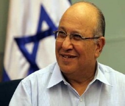 حملة لتغيير نظام الحكم في اسرائيل يتزعمها رئيس الموساد السابق