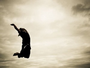 مصرع شخص سقط من الطابق السابع بالصويفية