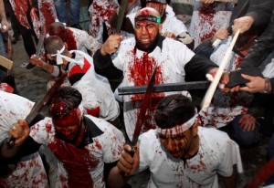 مقتل 88 شيعياً في احتفالات عاشوراء بالعراق وأفغانستان - صور