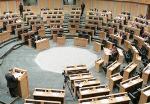 مطالبة نيابية بتشكيل لجنة تدقيق حول تسجيل أراضي الدولة بأسماء مسؤولين ..