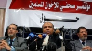 مصر : بوادر مواجهة بين الجيش والاخوان