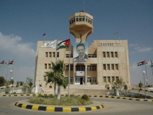 موظفو شركة المناطق الحرة في مهب الريح !