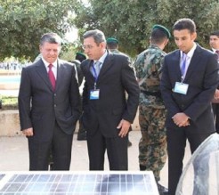 الملك في جامعة العلوم والتكنولوجيا بزيارة مفاجئة