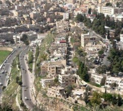 مشاجرة بكراجات السلط والأمن يغلق المداخل