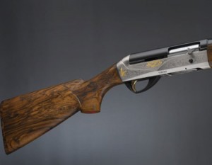 الطفيلة :طعن أحد سارقيه قبل إصابته بالرصاص