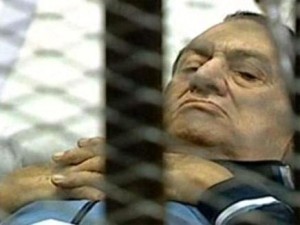 5 آلاف جندي و14 سيارة إسعاف لتأمين جلسة محاكمة مبارك