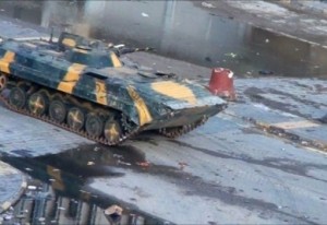 15 قتيلا في اليوم الأول لزيارة المراقبين العرب لسورية