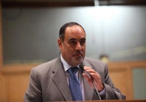 النائب الفناطسة يحذر من يتهم نواب الجنوب بالرشوة بـ "قص لسانه".. والدغمي يشطب العبارة