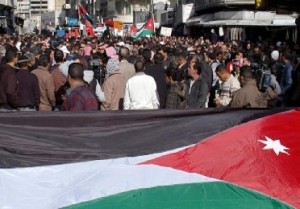 مسيرة وسط البلد تطالب بإستمرار مكافحة الفساد وإيقاف تحركات ا لبلطجية