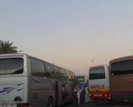 175 قافلة عمرة أردنية عالقة على الجانب السعودي