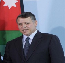 الملك: أنا أعرف من يقومون بتحريض البعض للسب علي وعلى أهلي