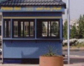 رشق كوخ للشرطة في الزرقاء والاعتداء على رجال الامن في ثغرة الجب