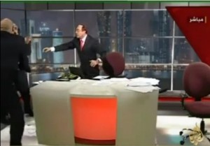 معركة وشتائم بذيئة على "الجزيرة" بسبب "شكراً قطر" - فيديو