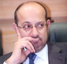 الصمادي اتهم "القبيضة" بتشويه صورة برنامج التحول