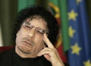 ظهور صورة القذافي في اجتماع الحكومة الليبية يثير ذعرا ً شديداً