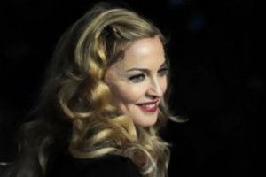 إسرائيلي يدعو نتنياهو إلى تأجيل ضرب إيران إلى ما بعد حفل مادونا