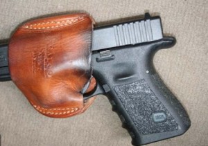 إصابة عشريني برصاصة من صديقه في مزرعة بالمفرق