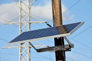 الاتفاق على إنارة الطفيلة بطاقة الشمس