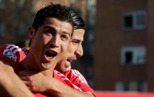 فوز صعب لريال مدريد على فايكانو - صور وفيديو