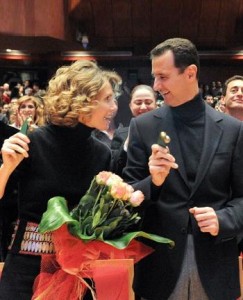 وراء كل طاغية سيدة أولى..