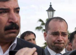 بالصور.. الشقران يبكي.. والنواب يرفضون اتهام عوض الله و البخيت