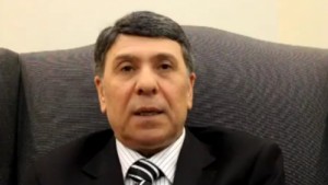 انشقاق عبدو حسام الدين مساعد وزير النفط السوري..فيديو