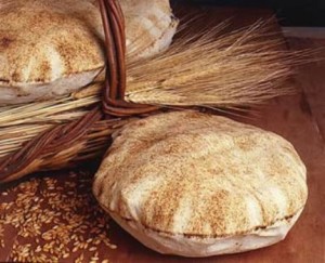 اقتراح حكومي لتخفيض سعر طن الطحين المدعوم 4 دنانير