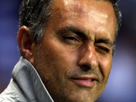 مورينيو: برشلونة يتعامل بنفاق