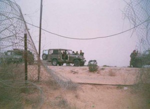 إسرائيل تضاعف عدد قواتها على الحدود الأردنيّة المصريّة وتصنع سيارة تجسس متطورة