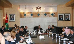 الخصاونة : لا نية للحكومة لتاخير اجراء الانتخابات