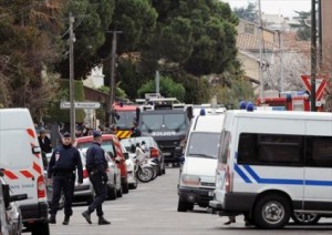 وزير الداخلية الفرنسي يعلن انتحار "مسلح تولوز"