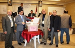 "بيضاء الزراعيين" تتجه نحو الفوز بانتخابات النقابة