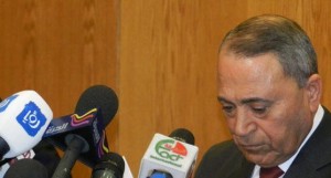 الآن.. البخيت يبدأ مؤتمره الصحفي