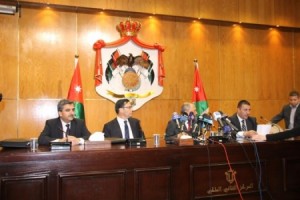 بالصور ...البخيت يهاجم لجنة التحقيق النيابية في ملف الفوسفات "تحديث"