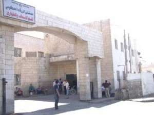 سقوط اجزاء من «سقف قسم التوليد» بمستشفى «الزرقاء الحكومي»